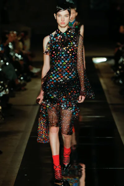 Look 34